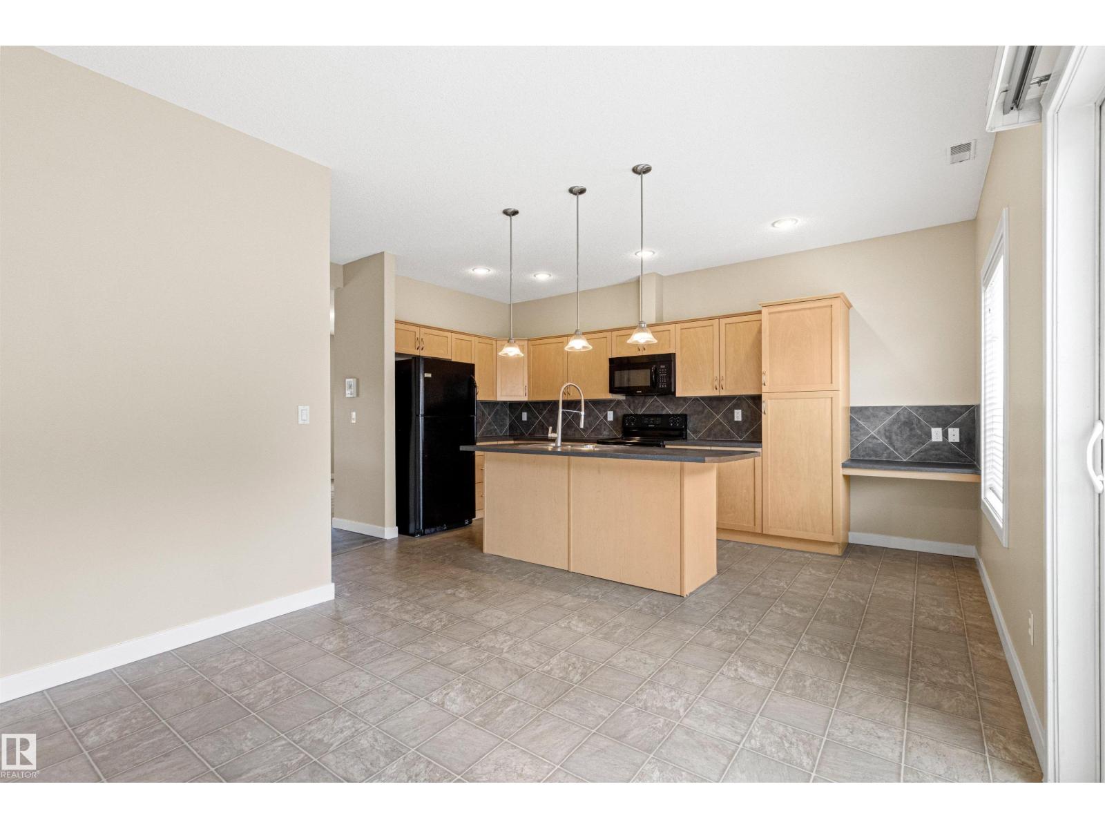 #39 13825 155 AV NW - Image 36