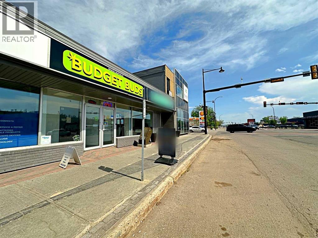 9904 Franklin Avenue, Fort McMurray
