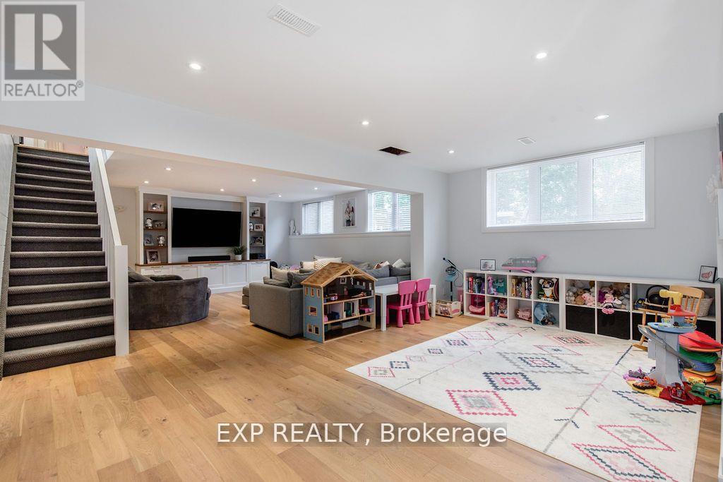 37 PADDY DUNNS CIRCLE - 25