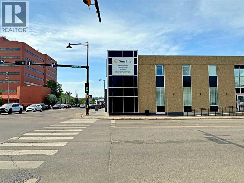 9902 Franklin Avenue, Fort McMurray