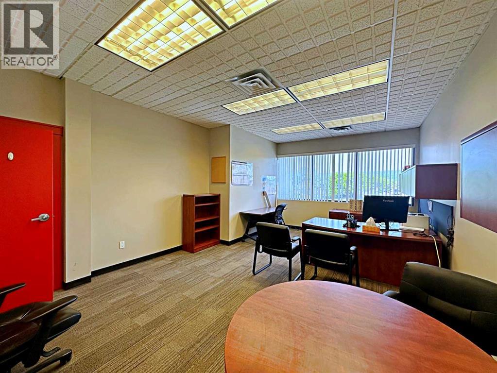 9902 Franklin Avenue, Fort McMurray