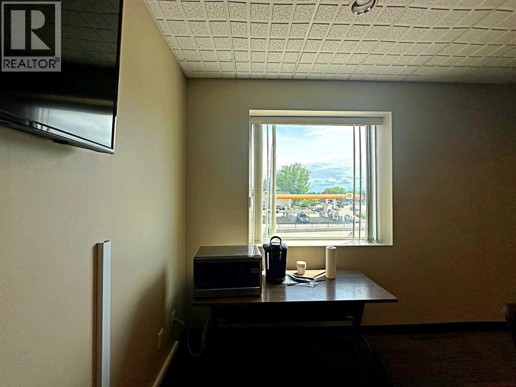 9902 Franklin Avenue, Fort McMurray
