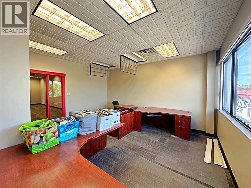9902 Franklin Avenue, Fort McMurray