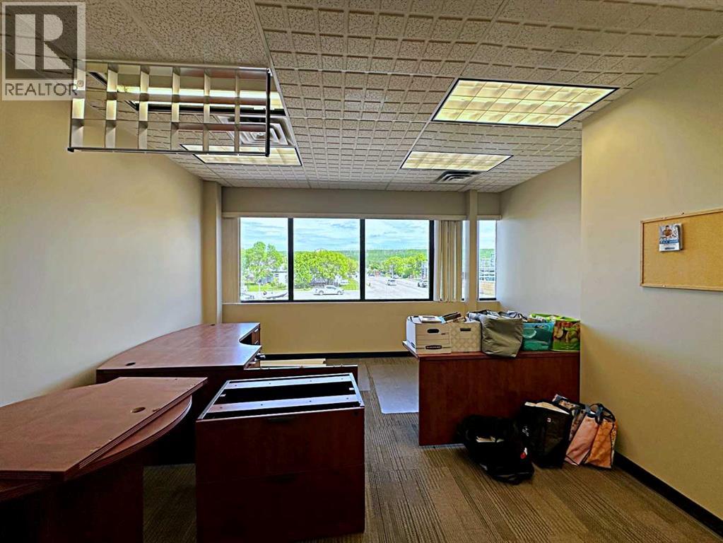 9902 Franklin Avenue, Fort McMurray