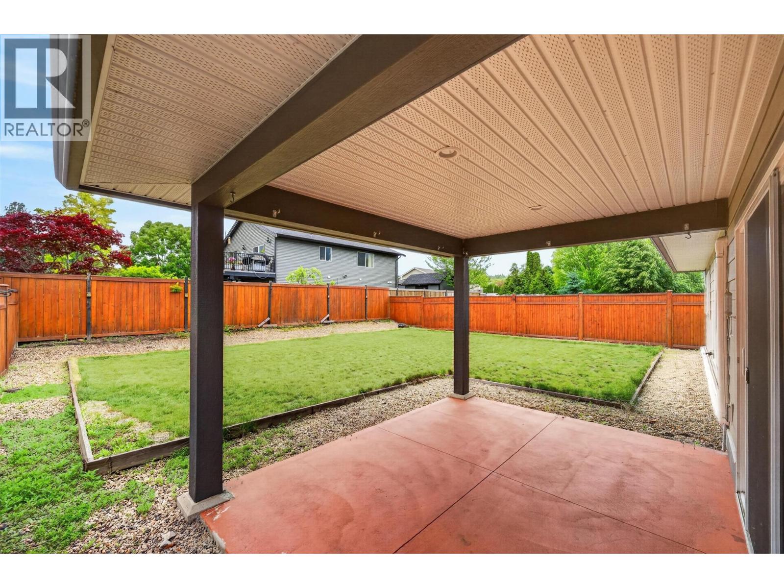 5480 Canoe Beach Drive NE - 26