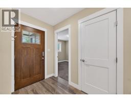 5480 Canoe Beach Drive Ne, Salmon Arm, BC V1E2M5 Photo 22