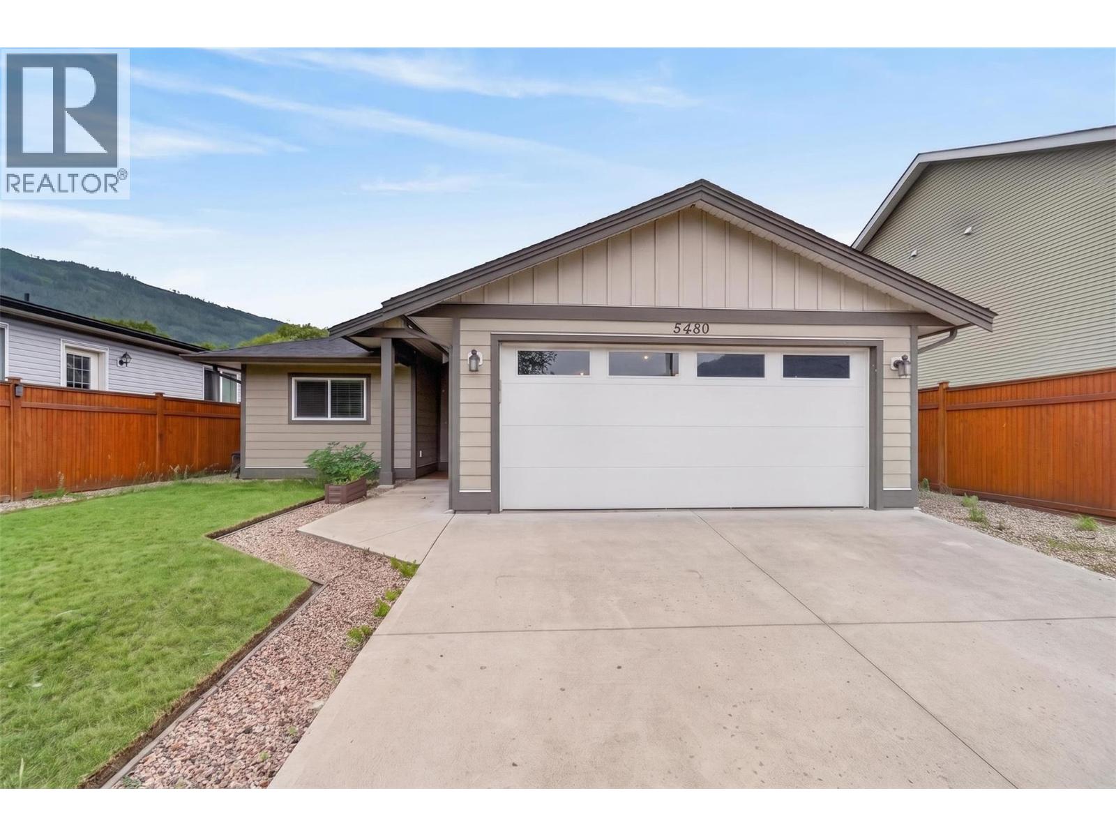 5480 Canoe Beach Drive NE - 35