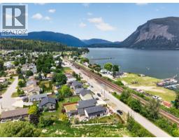 5480 Canoe Beach Drive Ne, Salmon Arm, BC V1E2M5 Photo 40