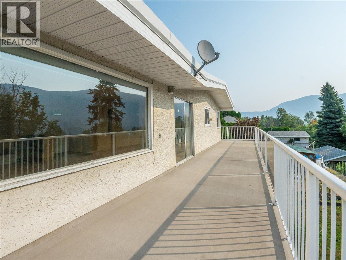 3613 9th Avenue - 10