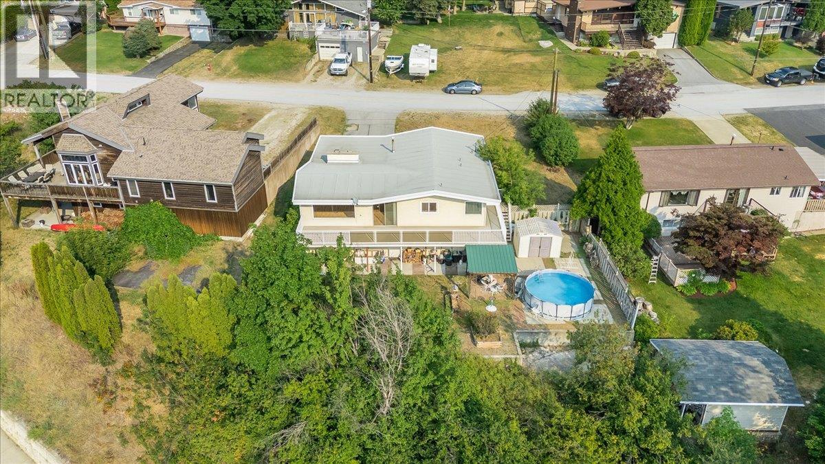 3613 9th Avenue - 3