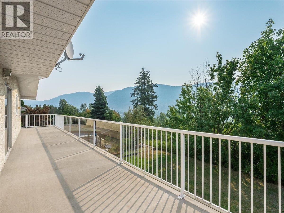 3613 9th Avenue - 11