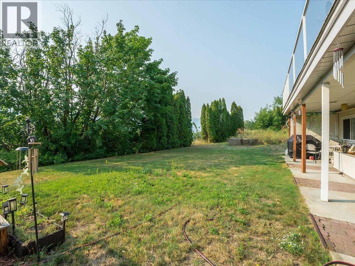 3613 9th Avenue - 8