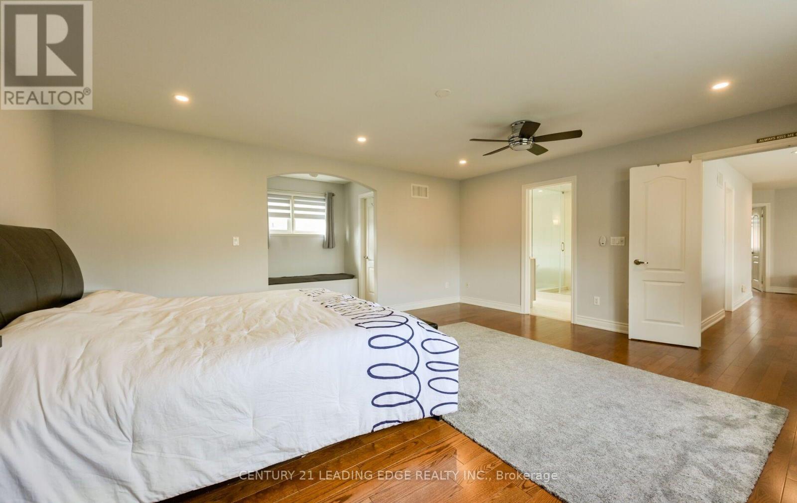 37 DRAWBRIDGE DRIVE - 22