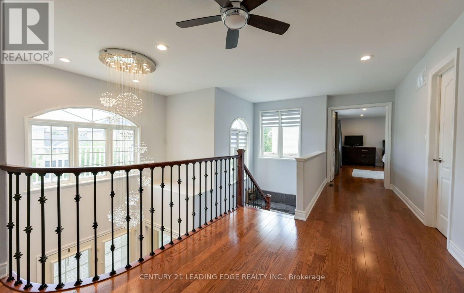 37 DRAWBRIDGE DRIVE - 19