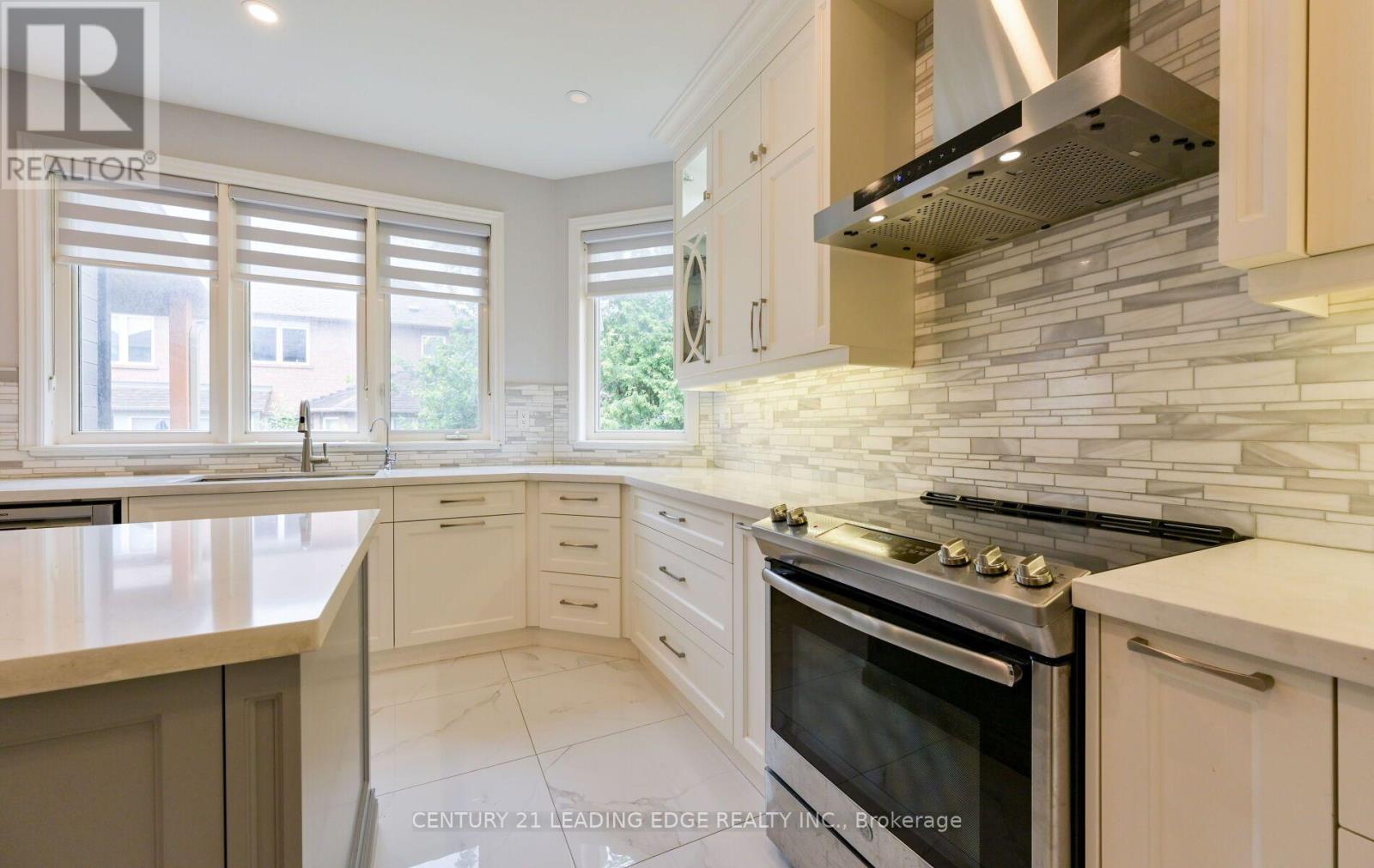 37 DRAWBRIDGE DRIVE - 15