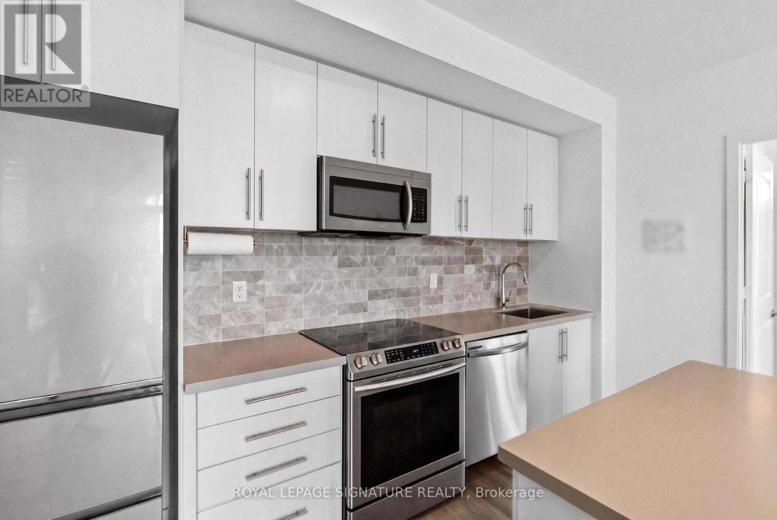 #1504 4699 GLEN ERIN DRIVE - 24