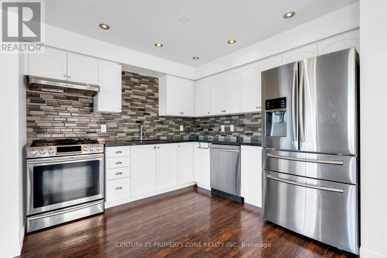 75 BENJAMIN CRESCENT - 15