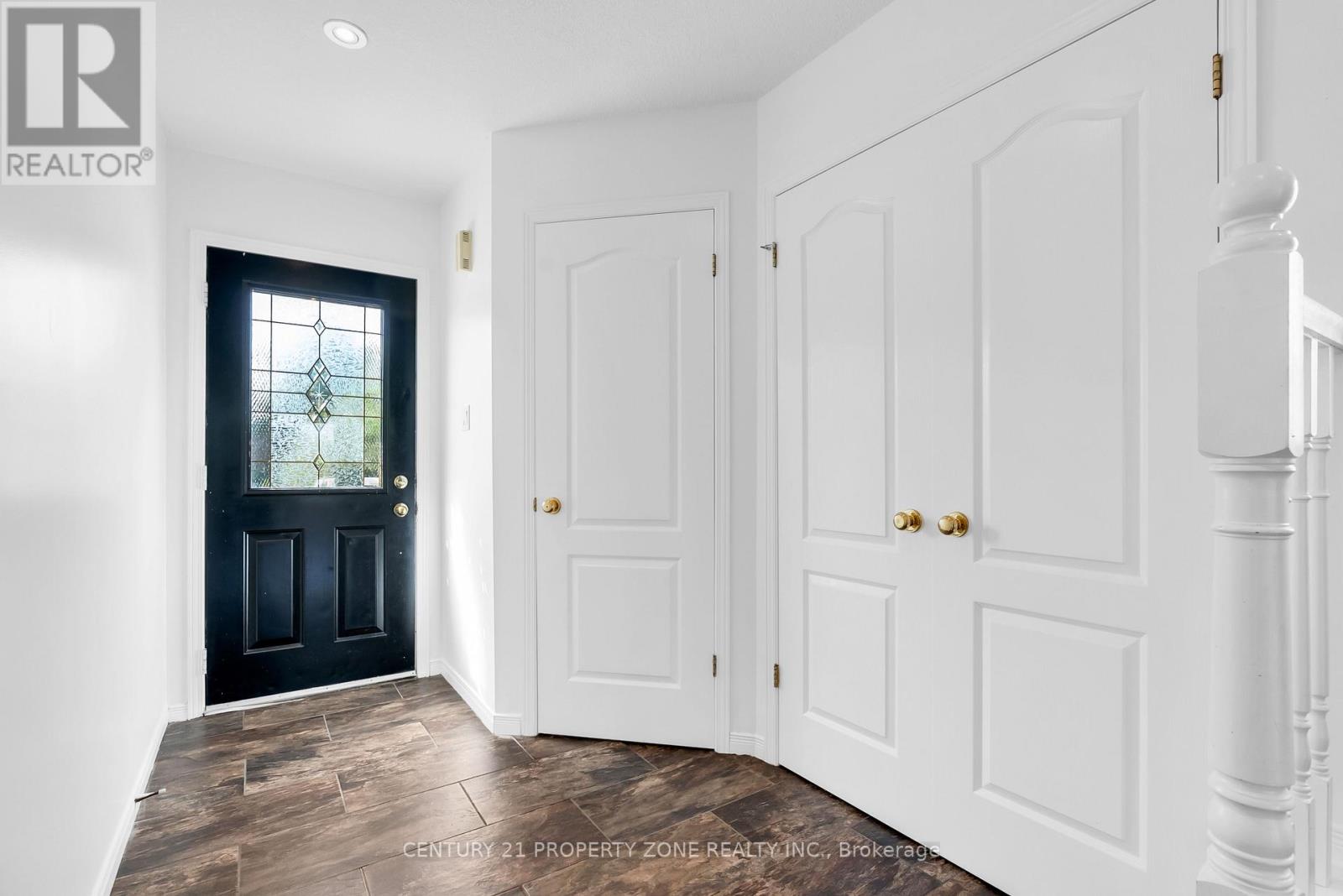 75 BENJAMIN CRESCENT - 6