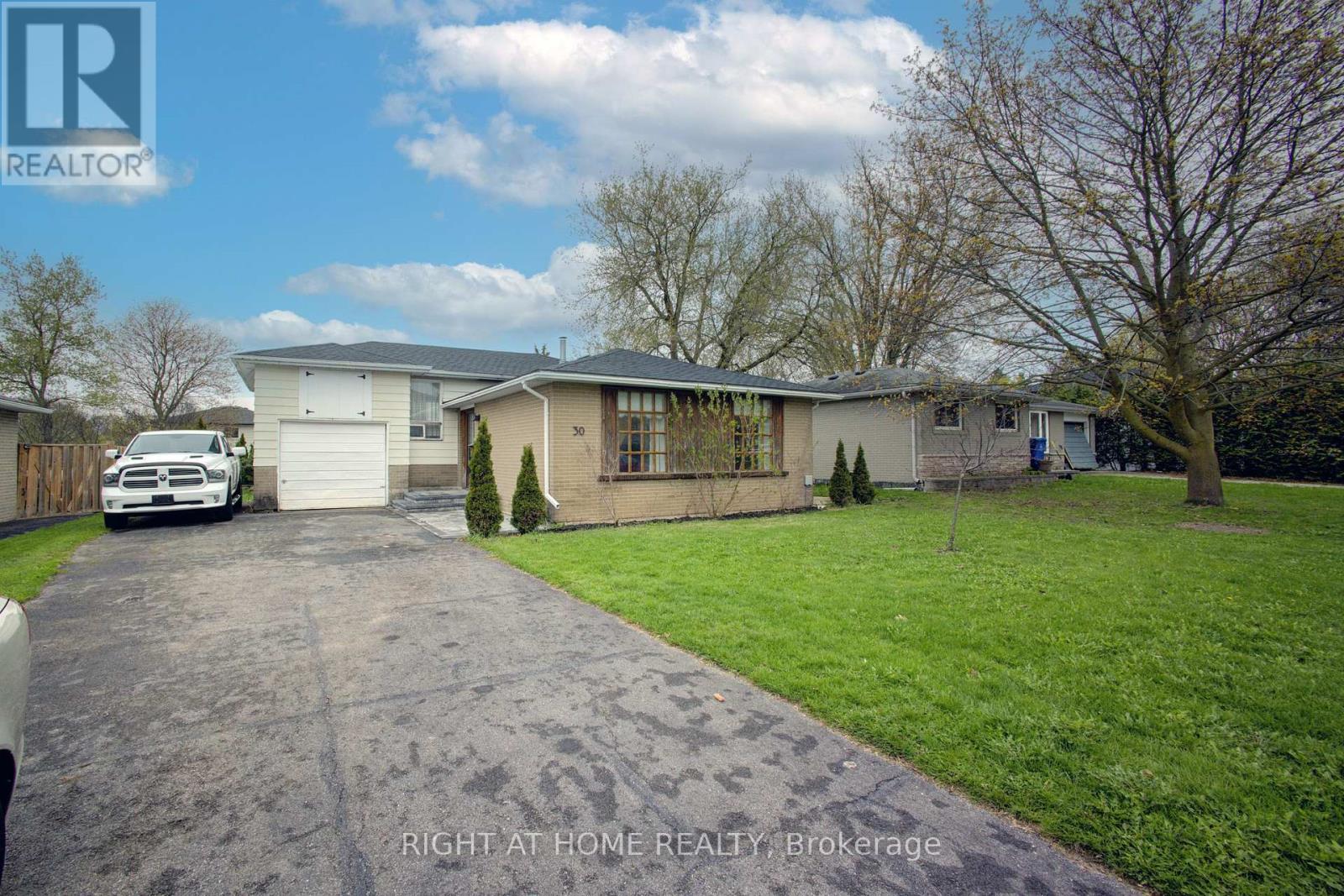 30 PARKVIEW DRIVE - 1