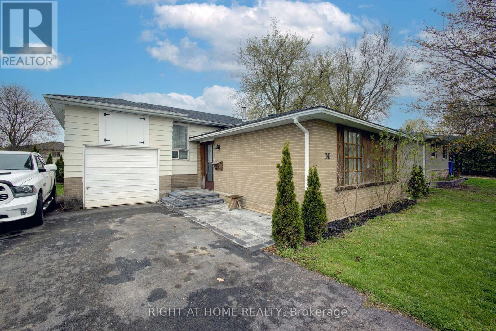 30 PARKVIEW DRIVE - 2