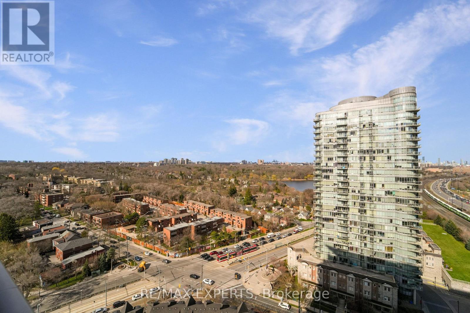 #1915 103 THE QUEENSWAY - 38