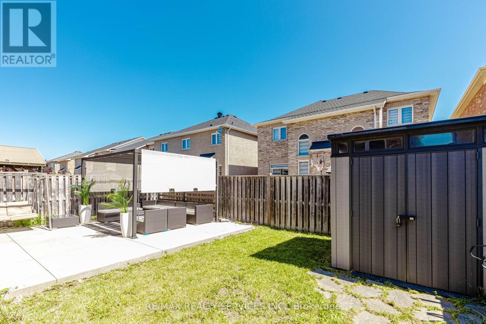 61 SUGARCANE AVENUE - 43