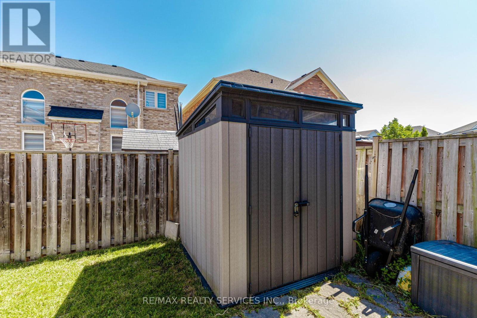 61 SUGARCANE AVENUE - 44