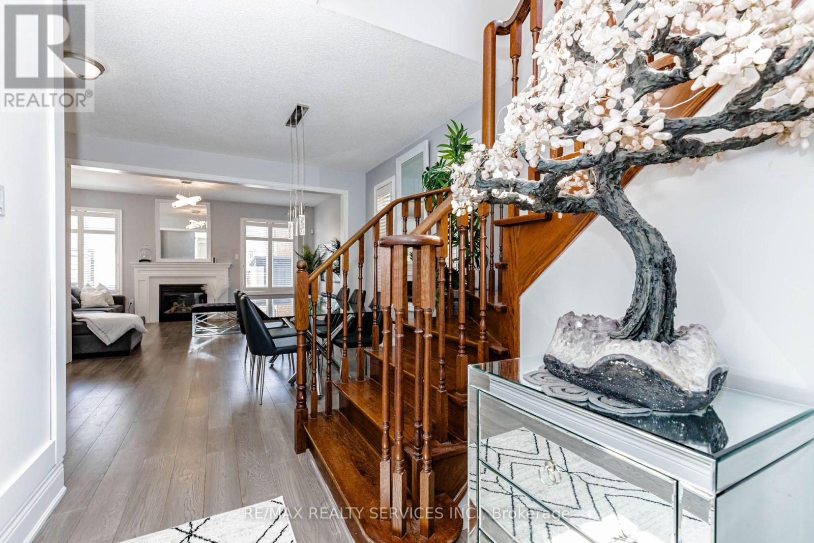 61 SUGARCANE AVENUE - 6