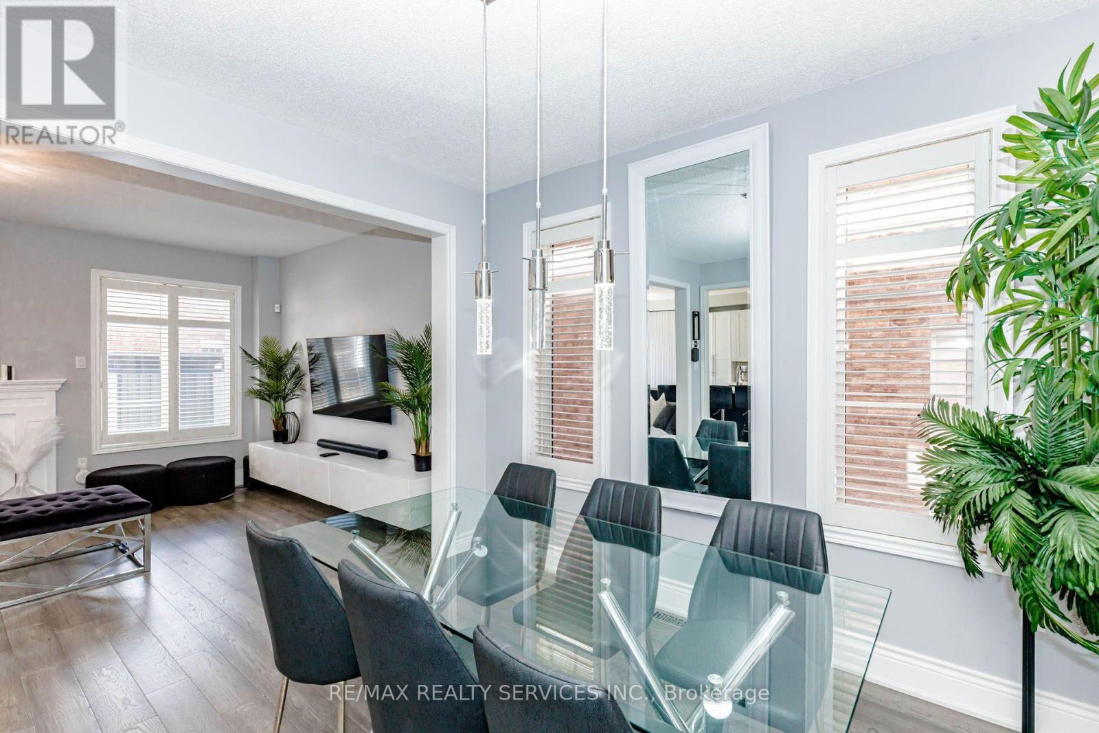 61 SUGARCANE AVENUE - 9