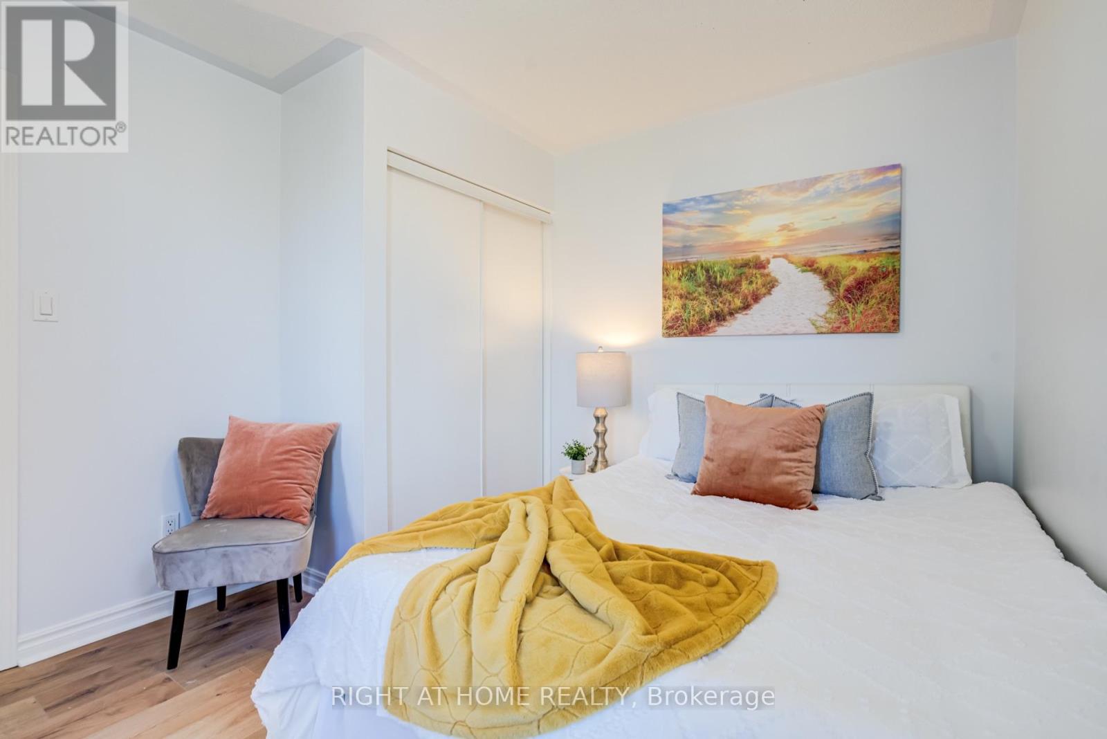 7460 TERRAGAR BOULEVARD - 25