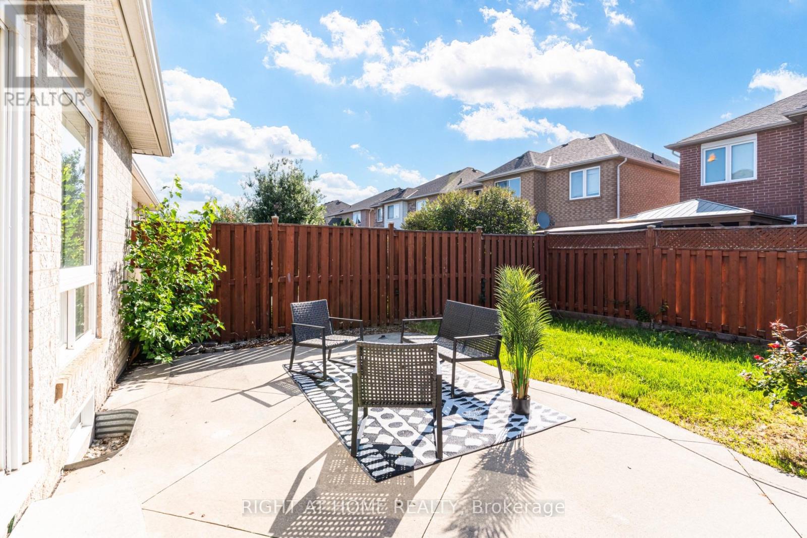 7460 TERRAGAR BOULEVARD - 44