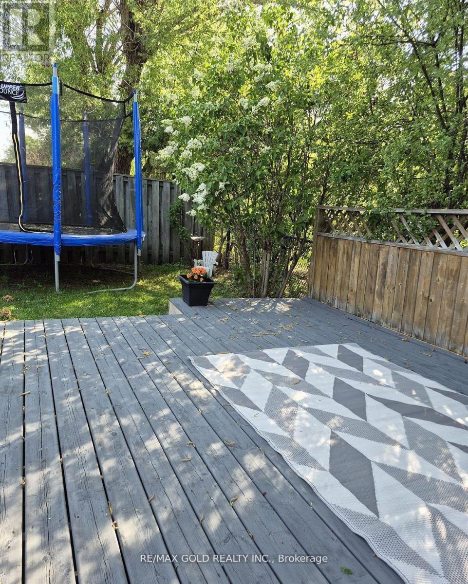 128 MARTINDALE CRESCENT - 42