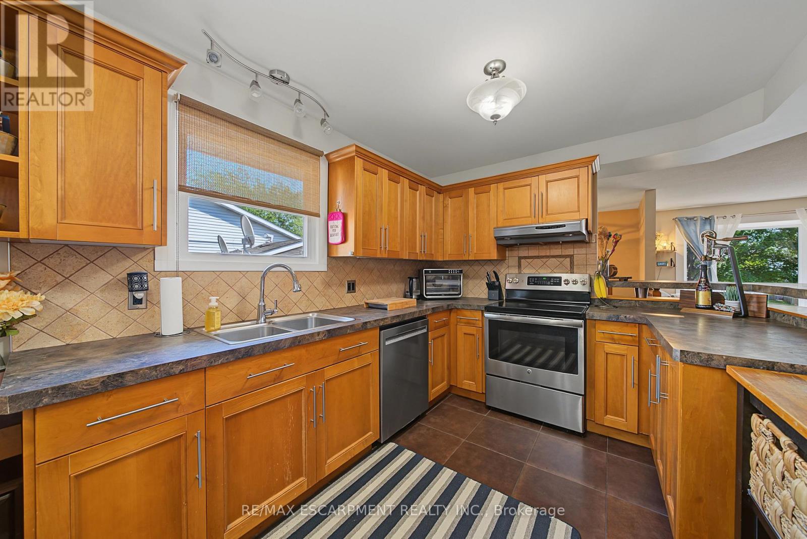 4917 HOMESTEAD DRIVE - Image 10