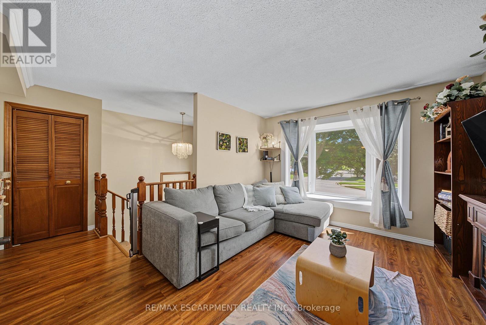 4917 HOMESTEAD DRIVE - Image 6