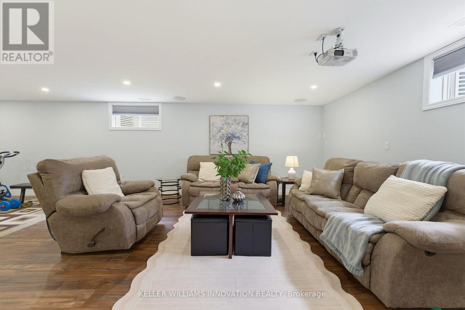 200 KROTZ STREET W - 20