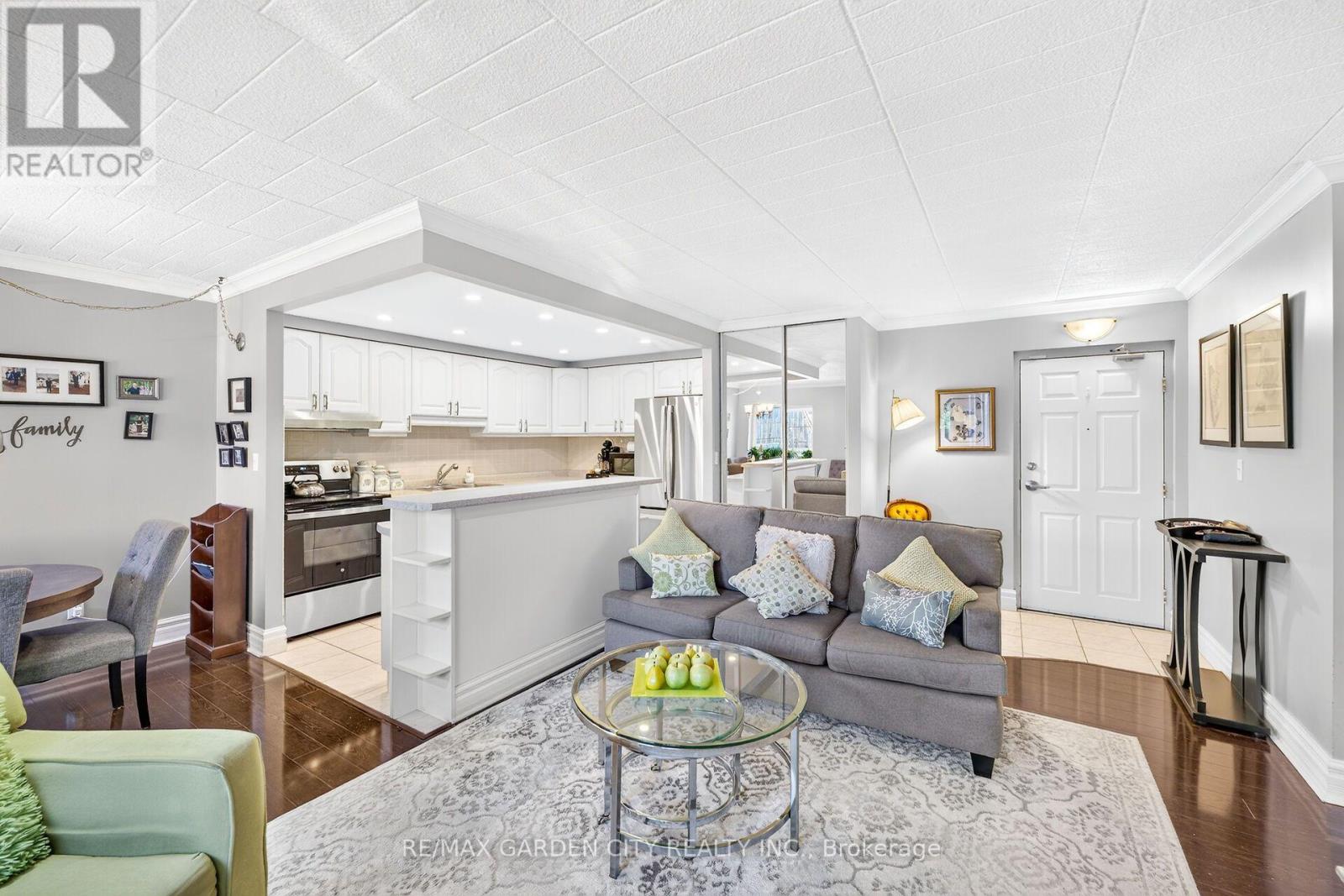 #205 20 JOHN STREET - 20