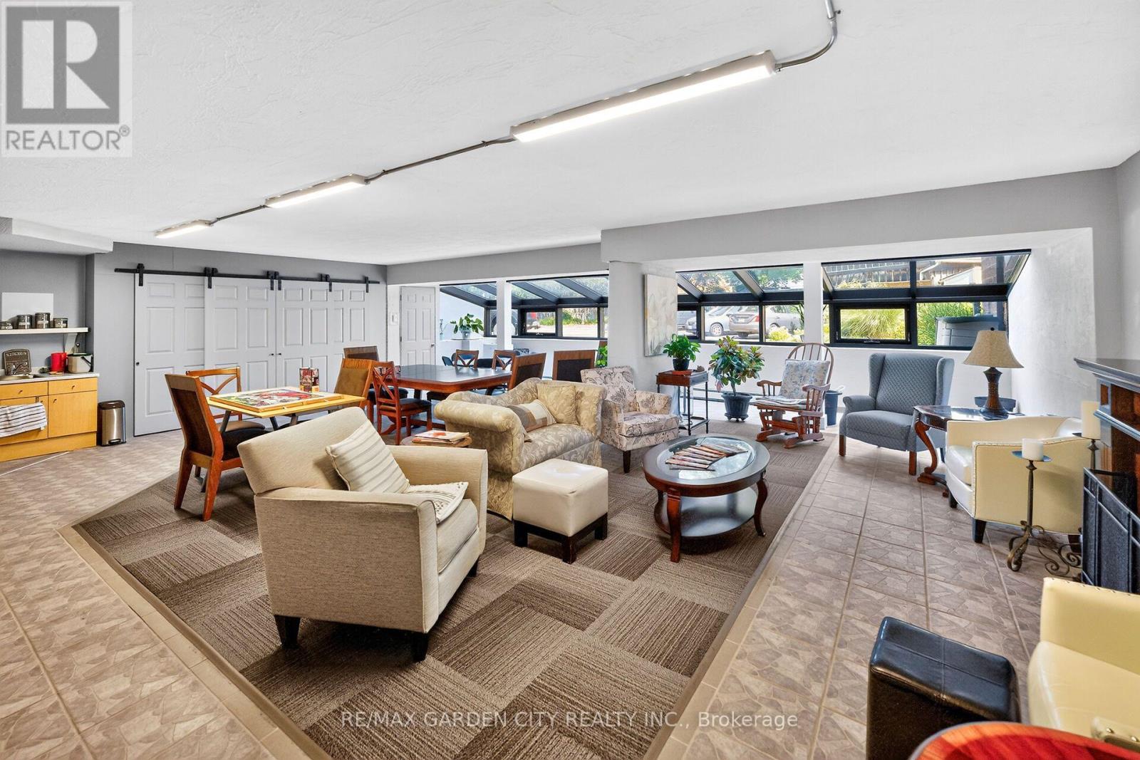 #205 20 JOHN STREET - 38