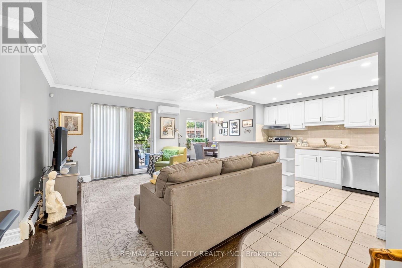 #205 20 JOHN STREET - 6