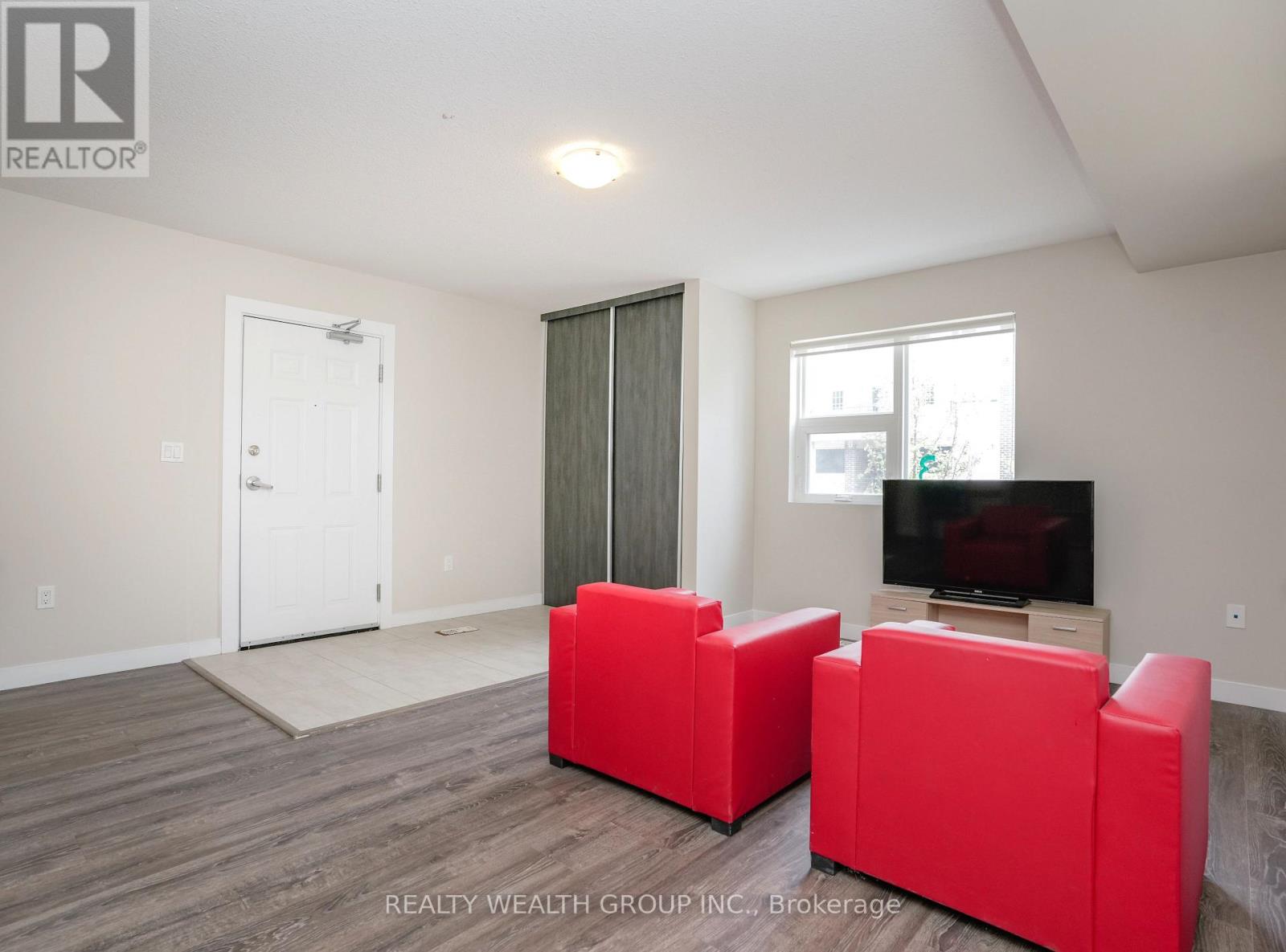 #113 288 ALBERT STREET - 11