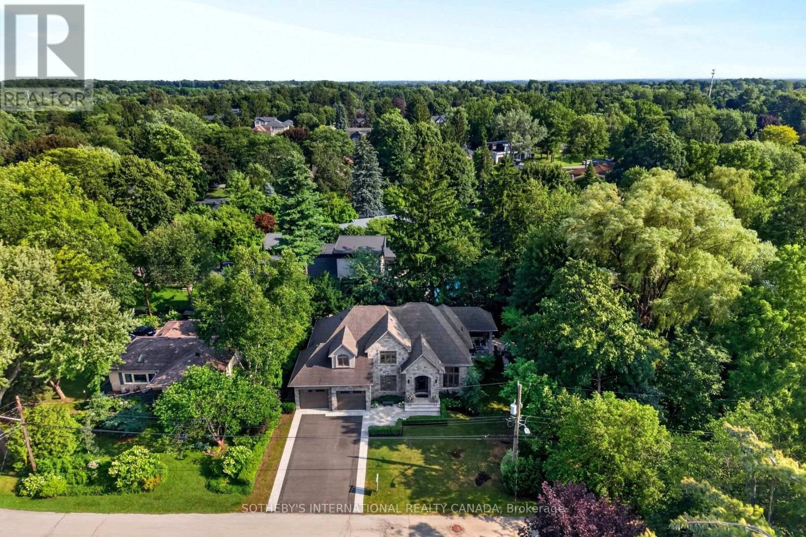 78 RAVINA CRESCENT - 17