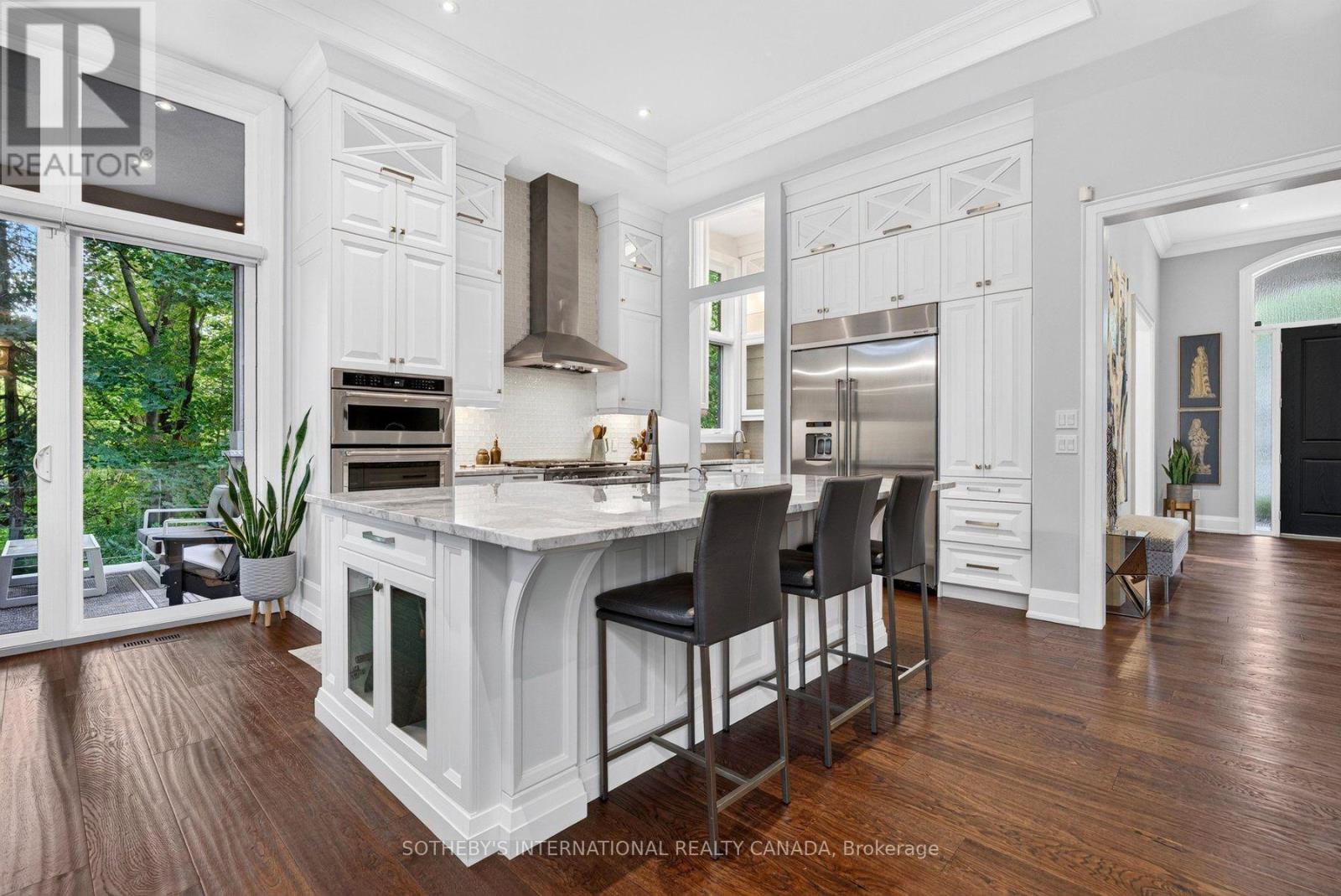 78 RAVINA CRESCENT - 21