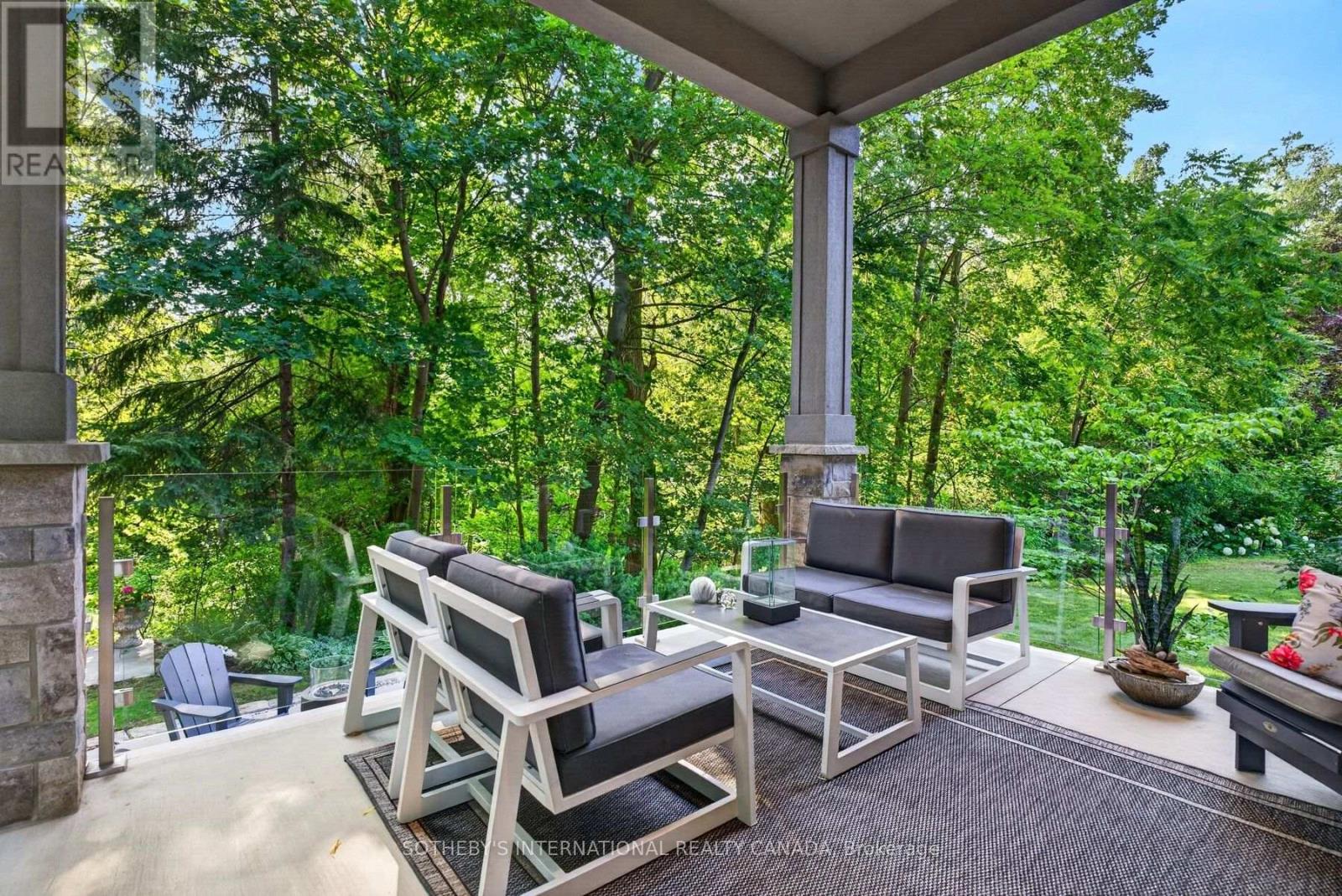 78 RAVINA CRESCENT - 29