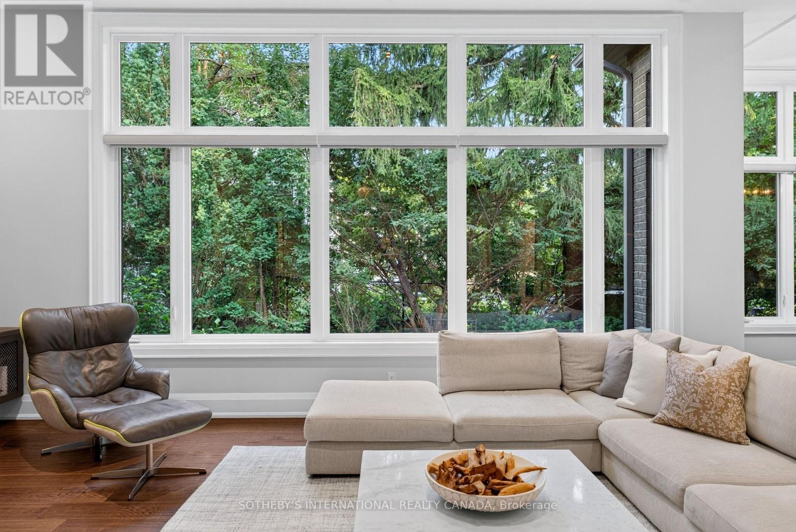 78 RAVINA CRESCENT - 9