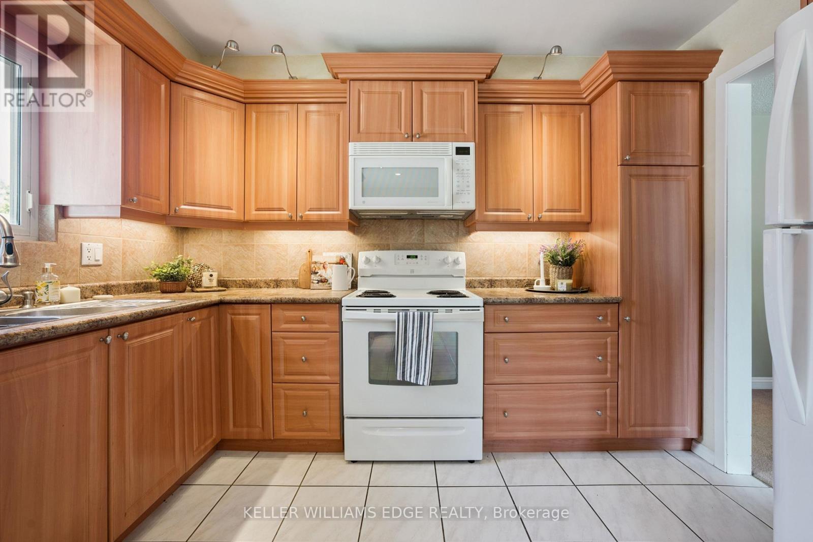 45 MILVERTON CLOSE - 14