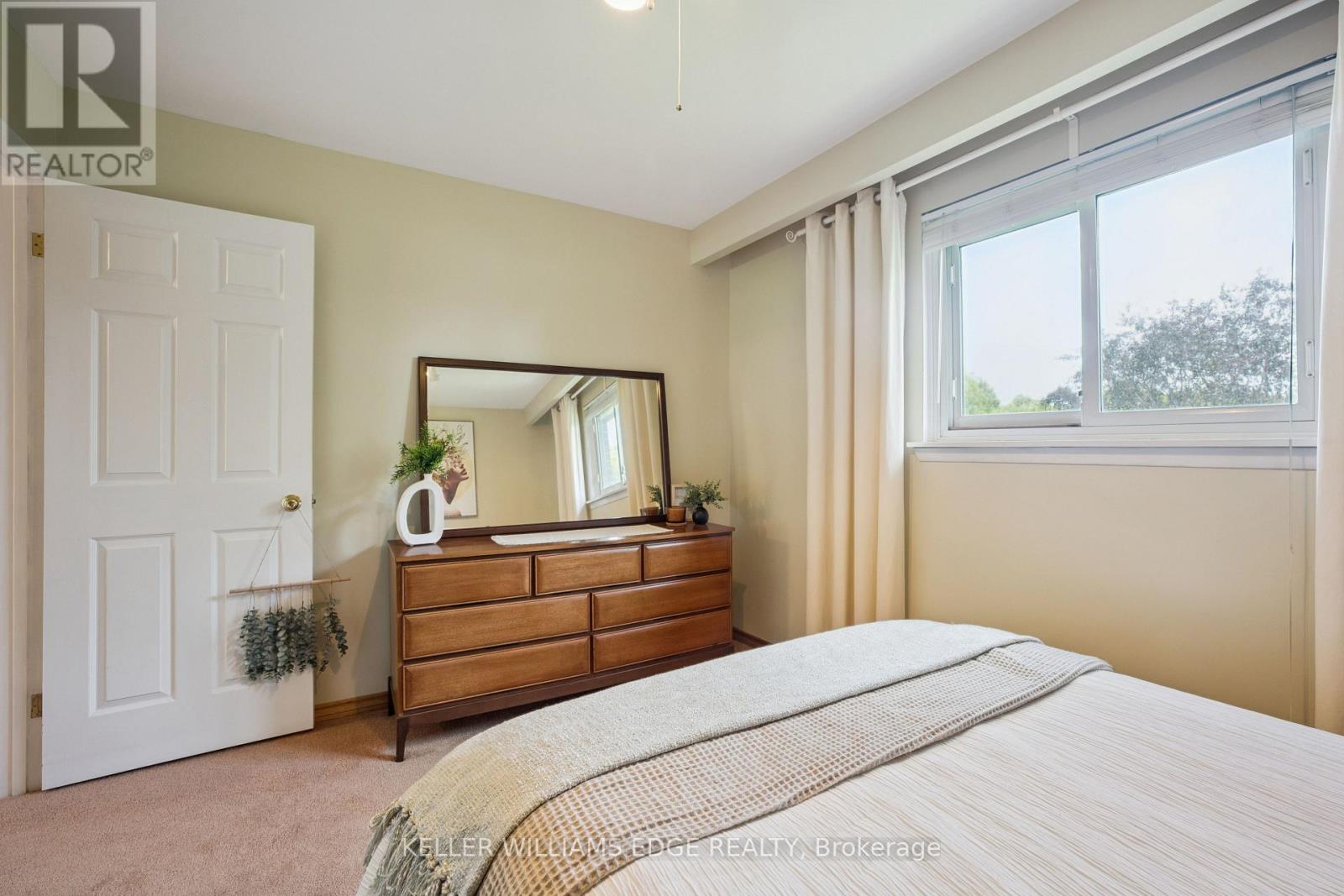 45 MILVERTON CLOSE - 24