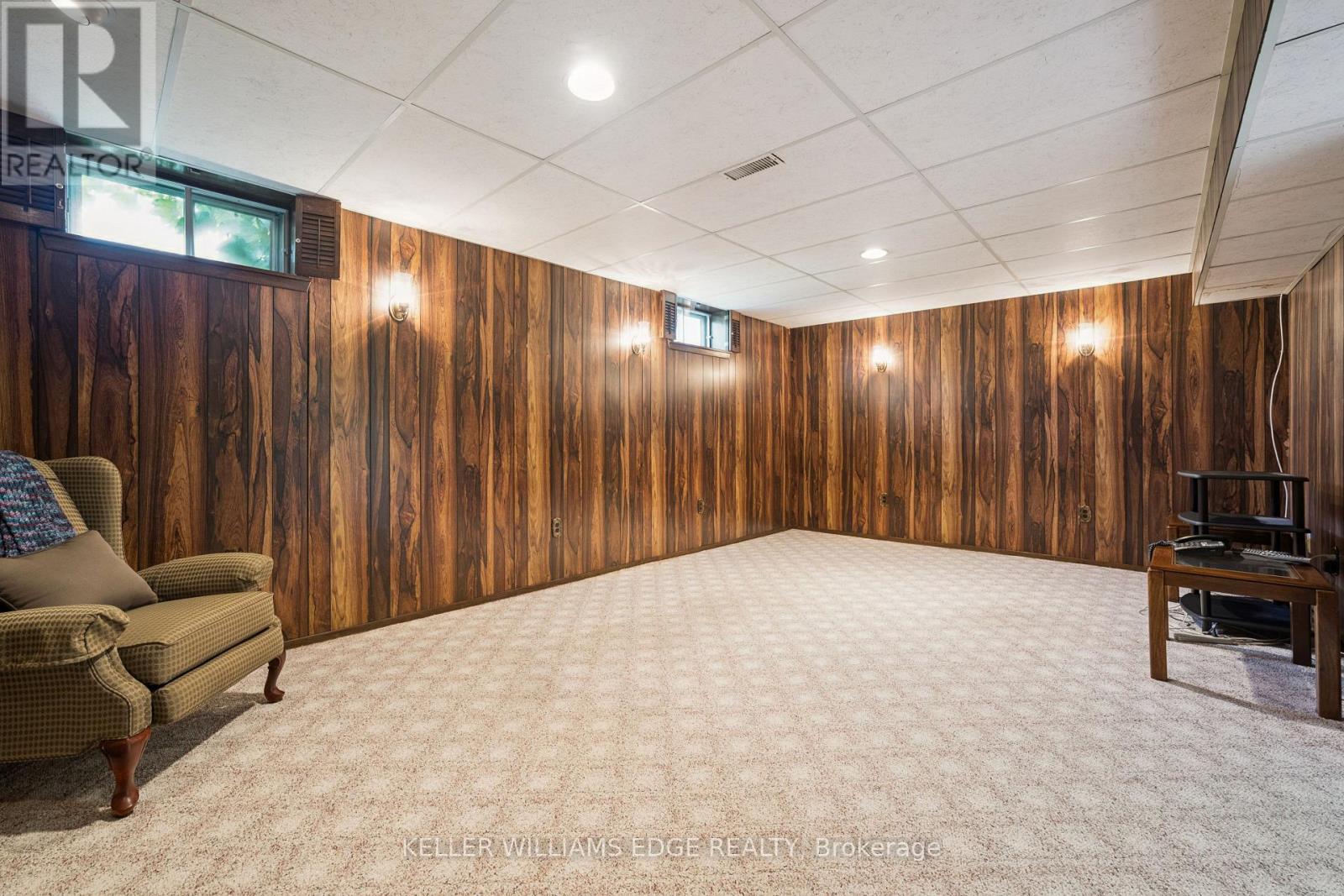45 MILVERTON CLOSE - 27