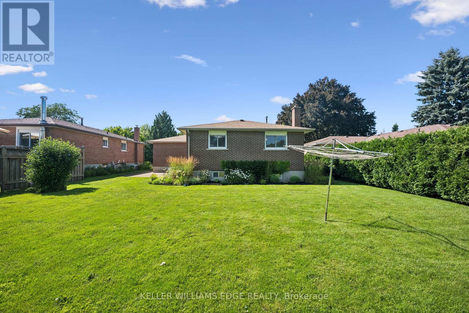 45 MILVERTON CLOSE - 37