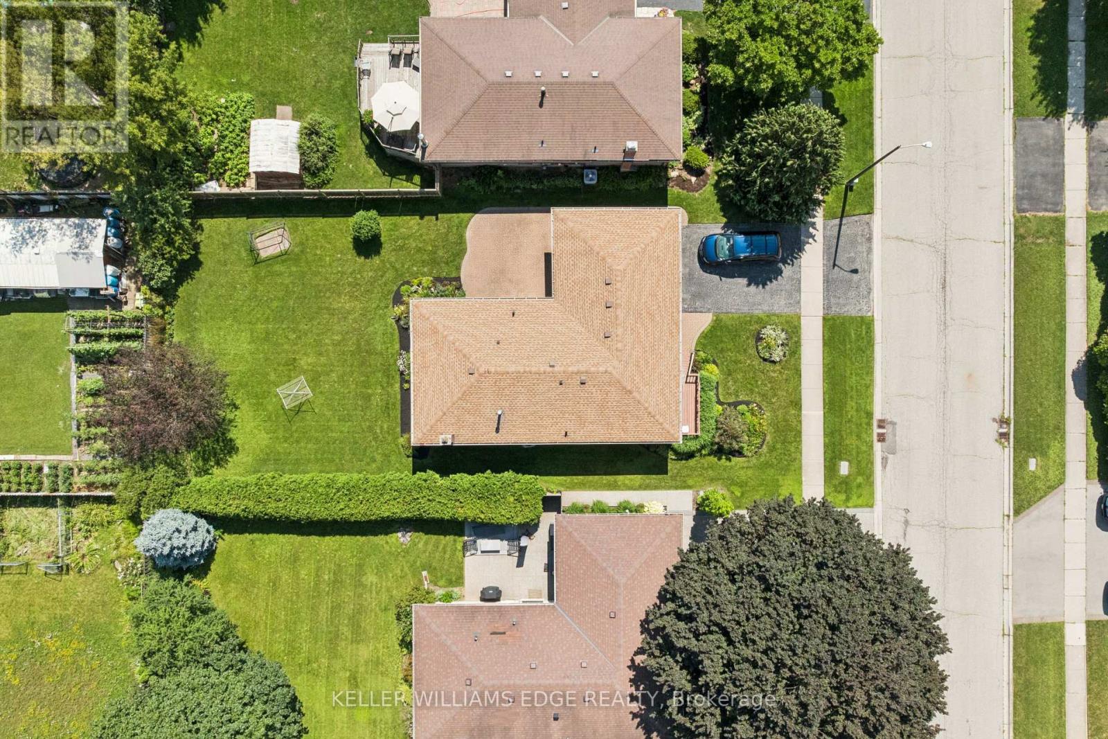 45 MILVERTON CLOSE - 40