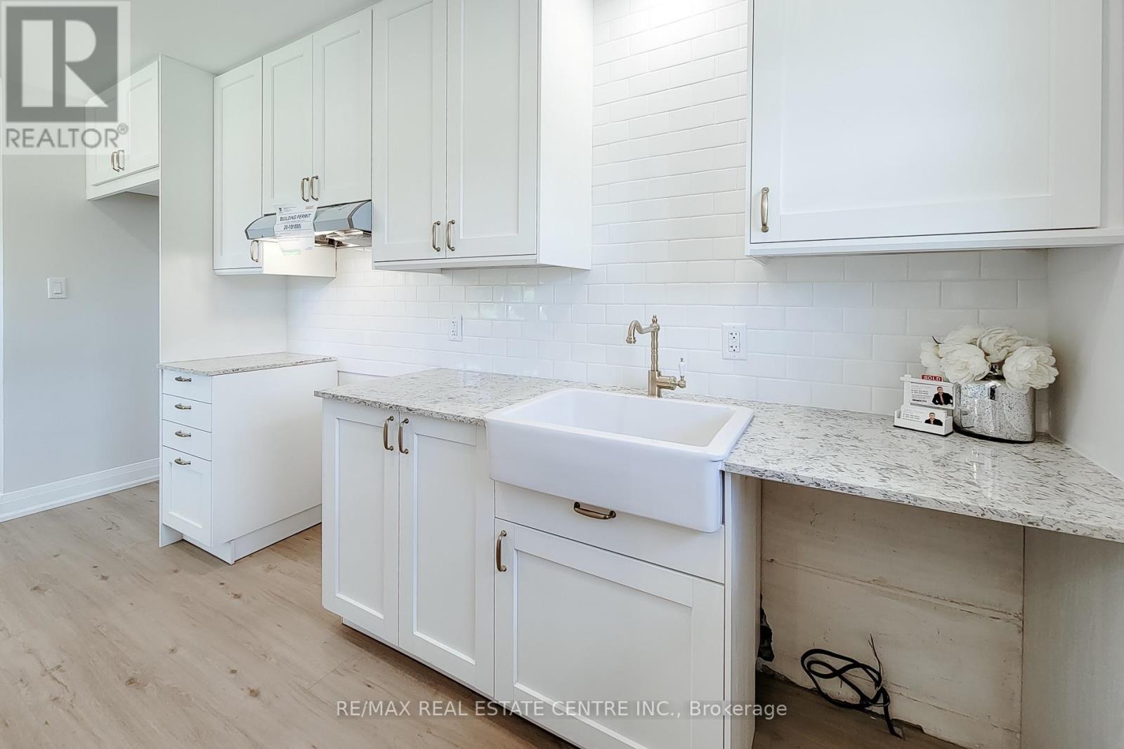 220 WINONA ROAD - 19