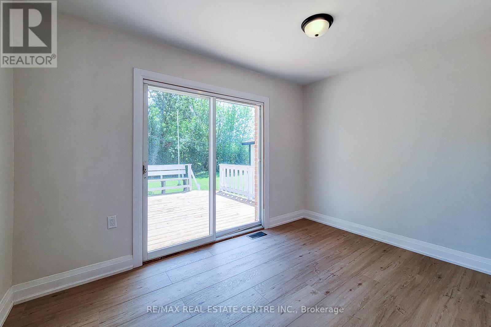 220 WINONA ROAD - 28
